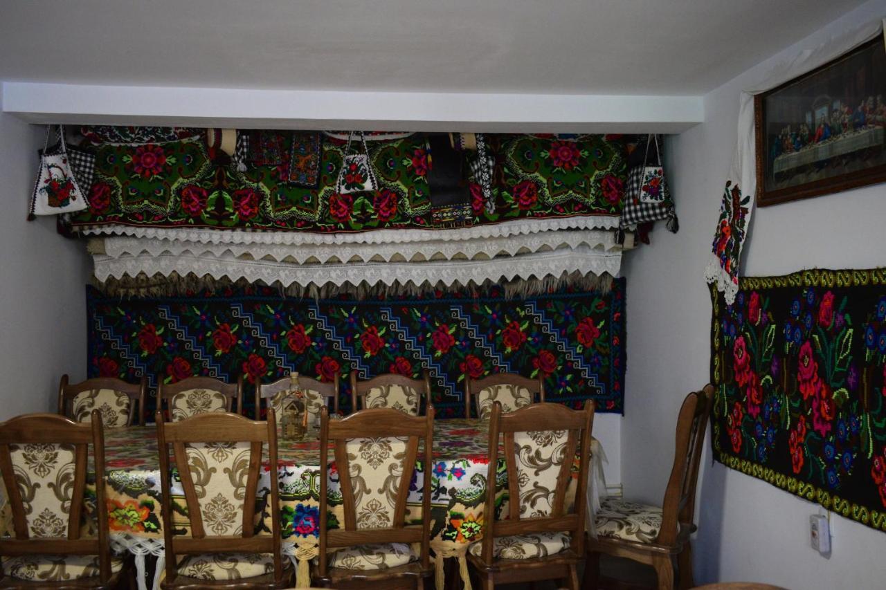 Hotel Casa Vladicu à Breb Extérieur photo