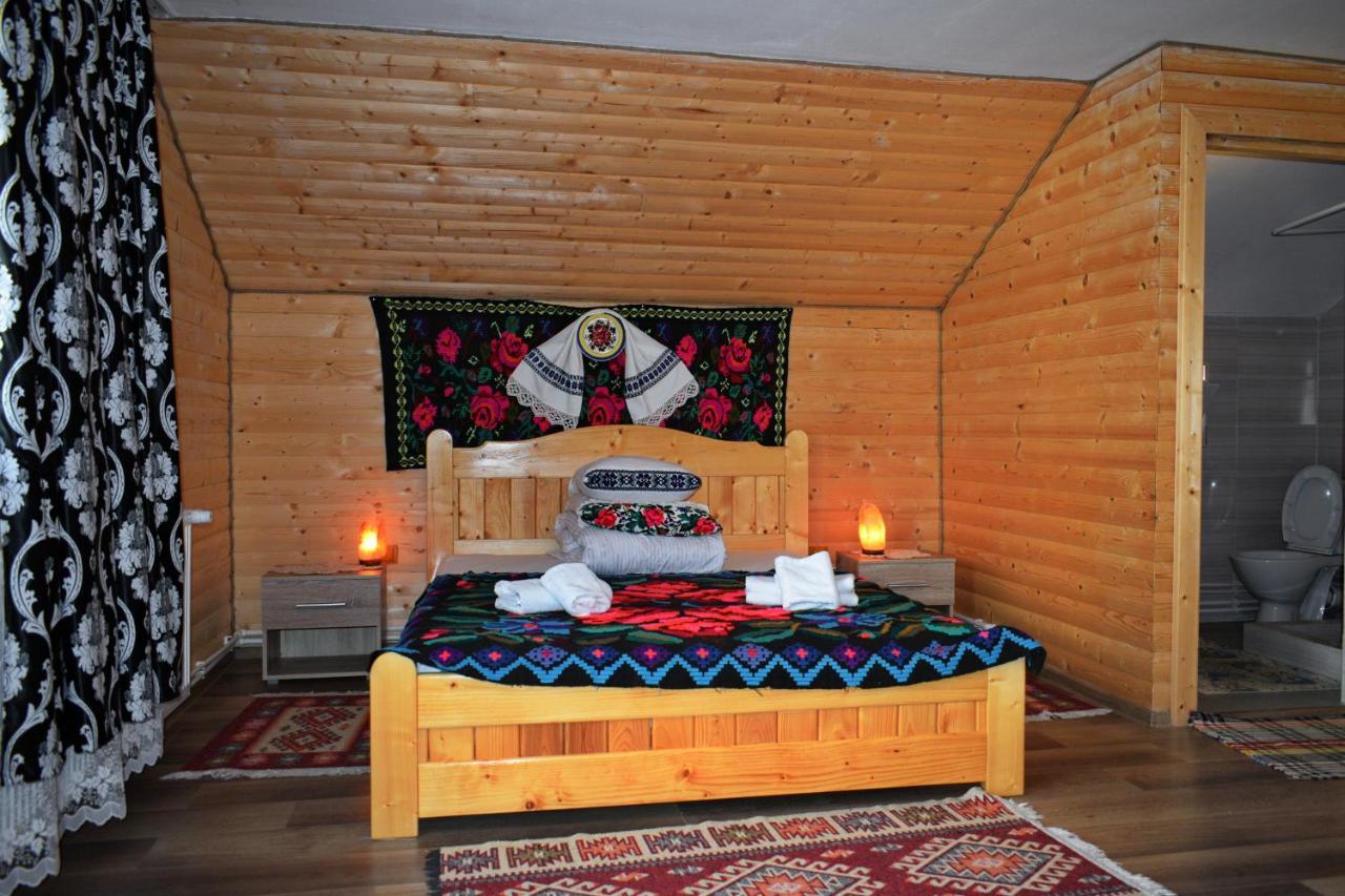 Hotel Casa Vladicu à Breb Extérieur photo