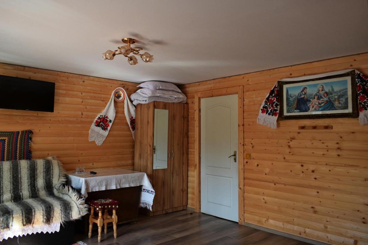 Hotel Casa Vladicu à Breb Extérieur photo