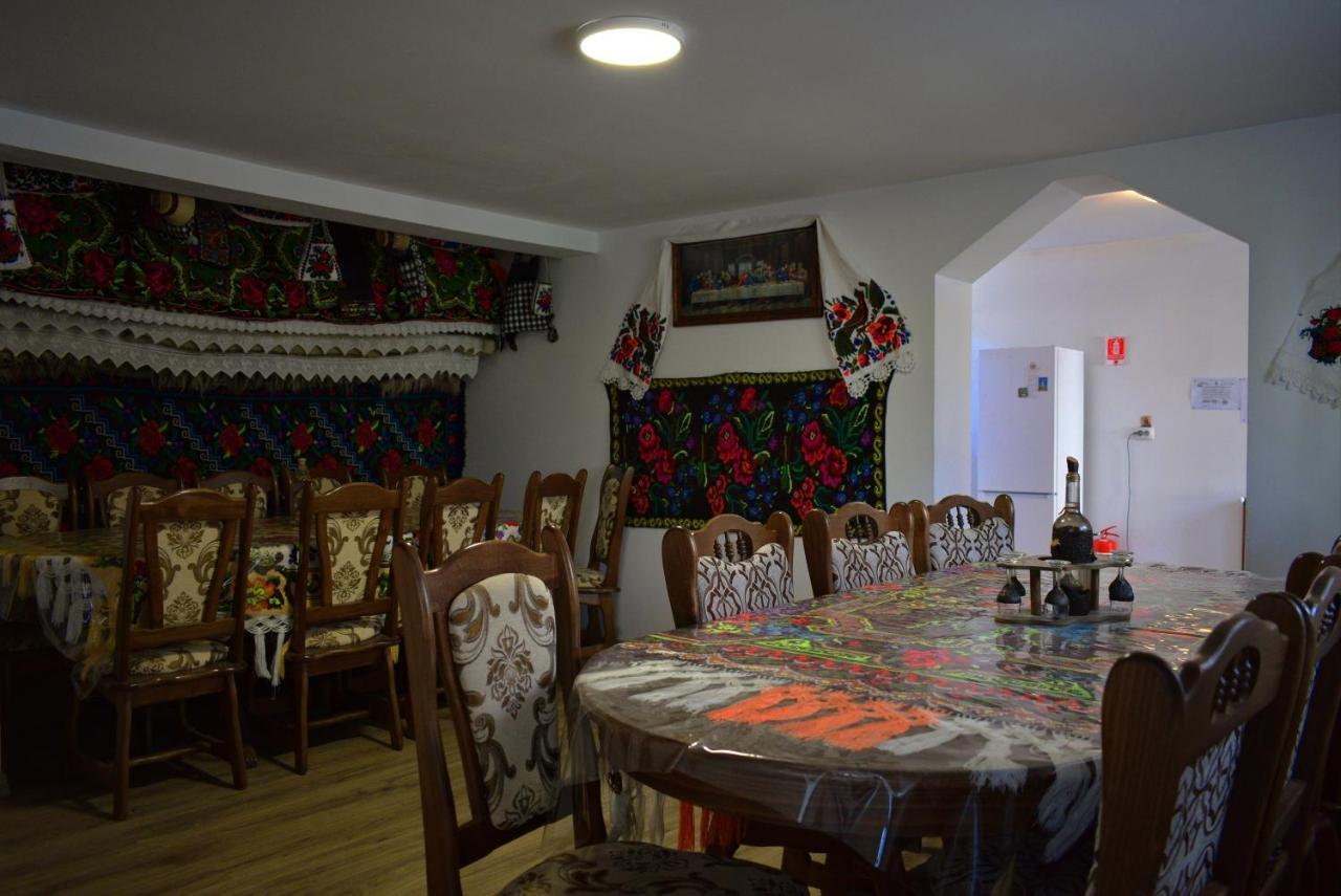 Hotel Casa Vladicu à Breb Extérieur photo