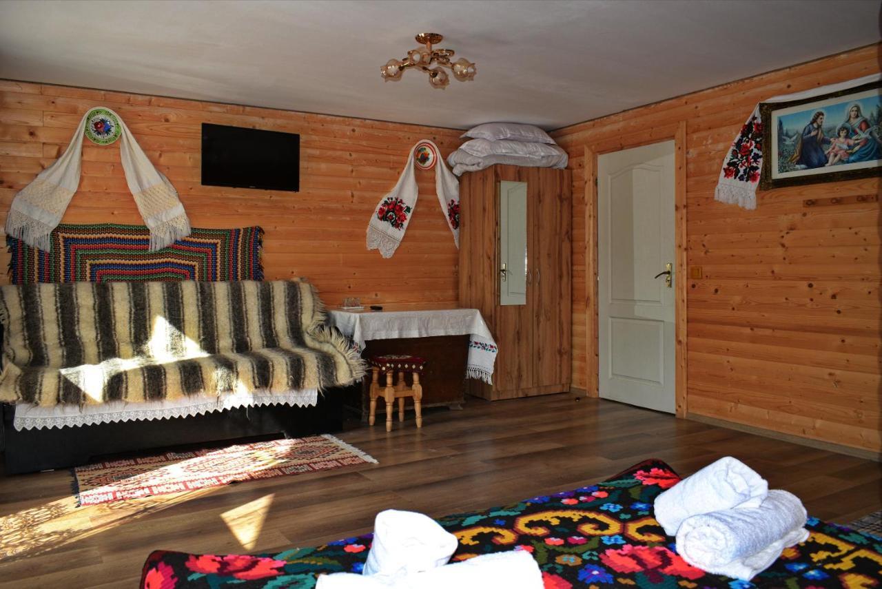 Hotel Casa Vladicu à Breb Extérieur photo