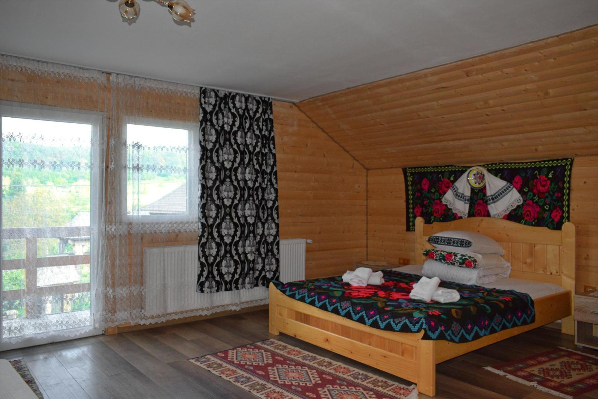Hotel Casa Vladicu à Breb Extérieur photo